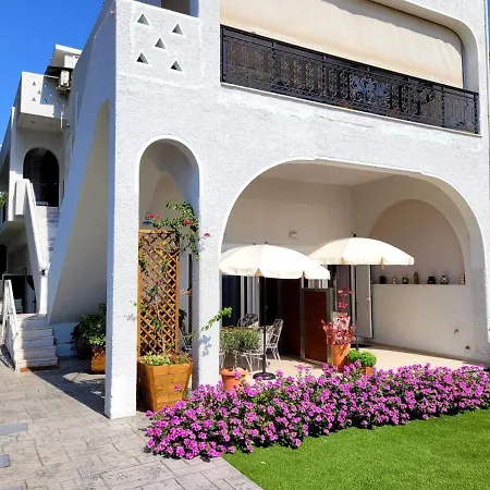 Olive House By The Apartment *